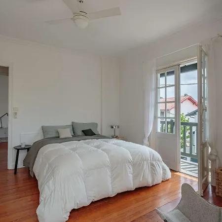Spacieux 3* A Biarritz, Proche Commerces, Et Centre, Avec Wifi Et Balcon - Fr-1-3-589 * Biarritz